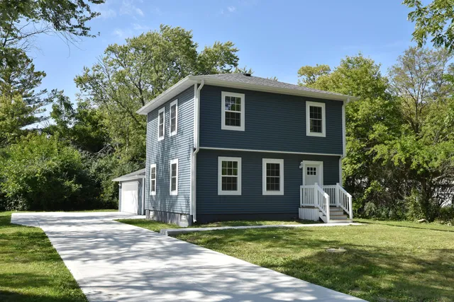 $364,900 | 8031 North 44th Street, Brown Deer, WI 53223