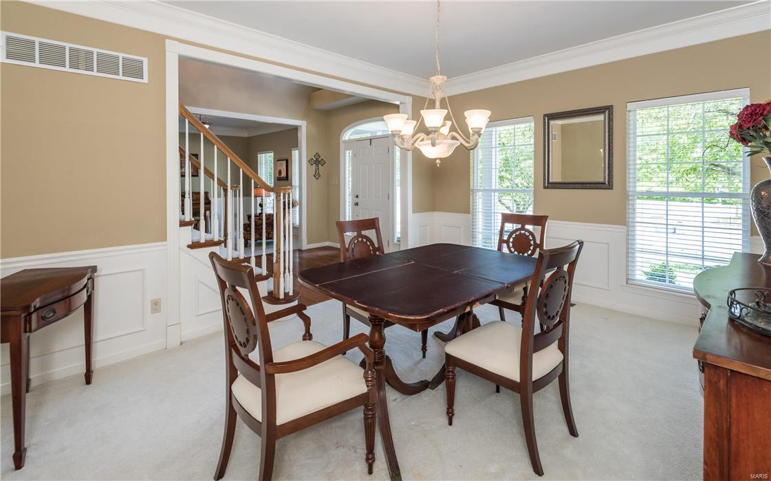1100 Kiefer Ridge Court Ballwin, MO 63021 - Photo 4 of 31 Gallery Image 4