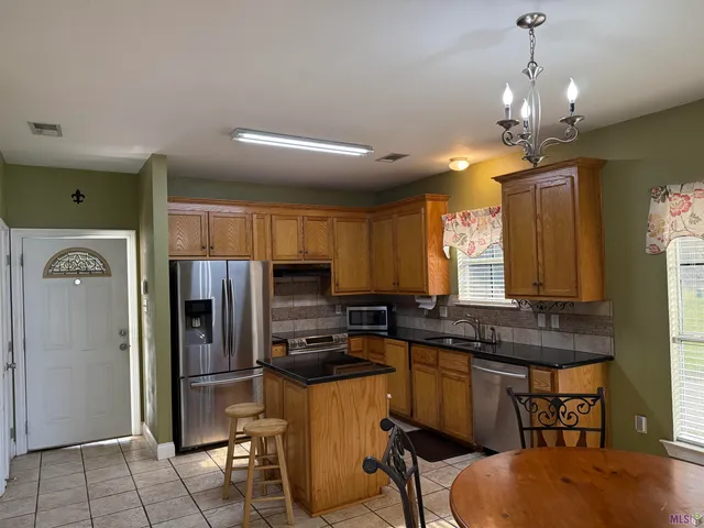 $210,000 | 1258 Foxlane Drive, Baton Rouge, LA 70819