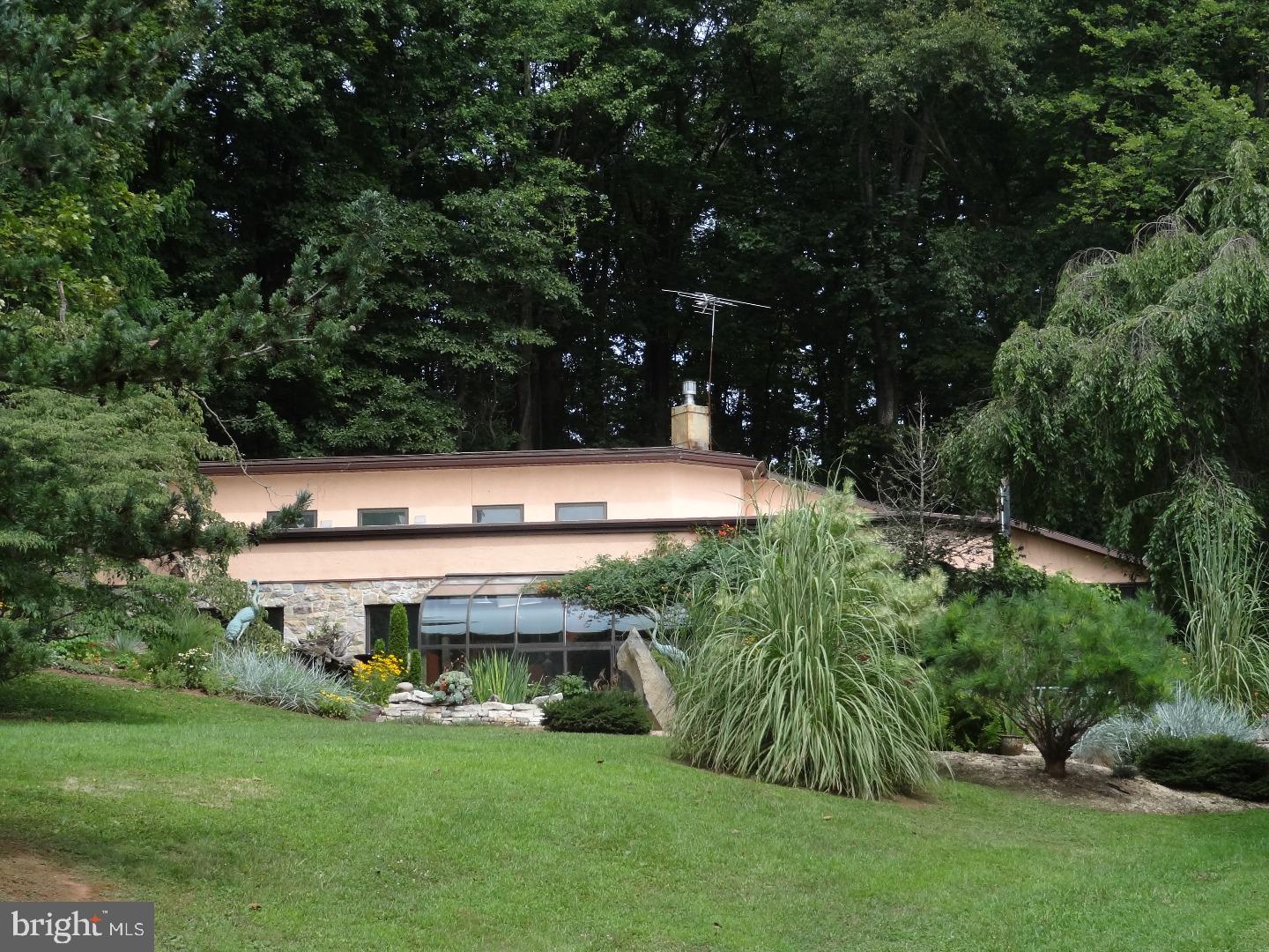 82 Halteman Road Pottstown, PA 19465 - Photo 1 of 25