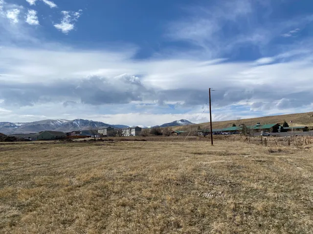 $650,000 | 52 South Lucas Street, Buffalo, WY 82834