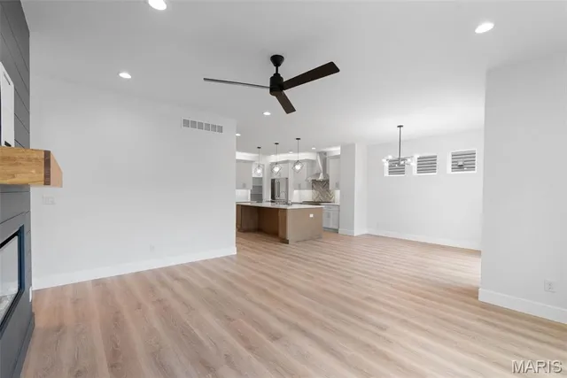 $849,900 | 408 Spears Street, St. Louis, MO 63127