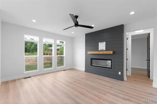 $849,900 | 408 Spears Street, St. Louis, MO 63127