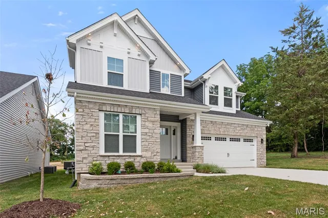 $849,900 | 408 Spears Street, St. Louis, MO 63127