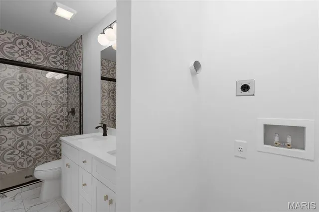 $849,900 | 408 Spears Street, St. Louis, MO 63127