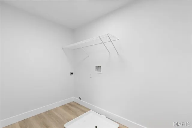 $849,900 | 408 Spears Street, St. Louis, MO 63127