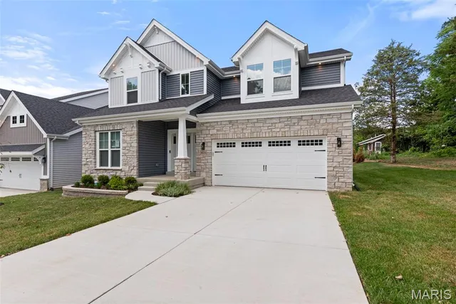 $849,900 | 408 Spears Street, St. Louis, MO 63127