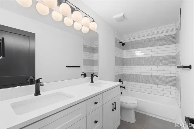 $849,900 | 408 Spears Street, St. Louis, MO 63127