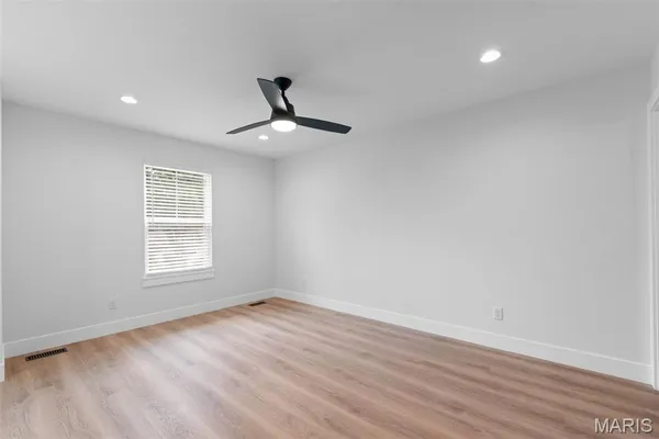 $849,900 | 408 Spears Street, St. Louis, MO 63127