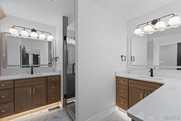 $849,900 | 408 Spears Street, St. Louis, MO 63127