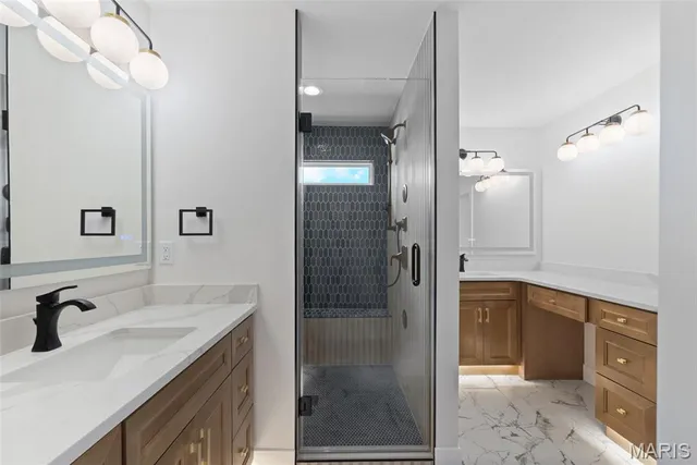 $849,900 | 408 Spears Street, St. Louis, MO 63127