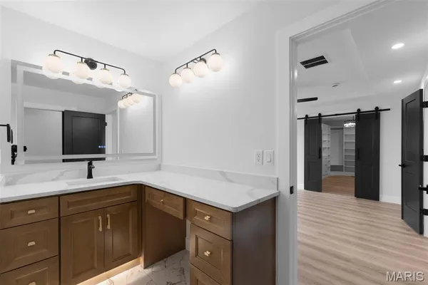 $849,900 | 408 Spears Street, St. Louis, MO 63127