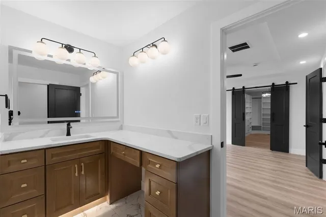 $849,900 | 408 Spears Street, St. Louis, MO 63127