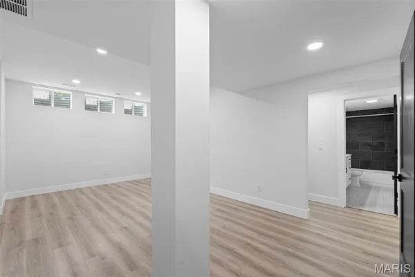 $849,900 | 408 Spears Street, St. Louis, MO 63127