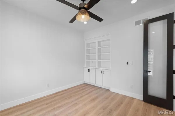 $849,900 | 408 Spears Street, St. Louis, MO 63127