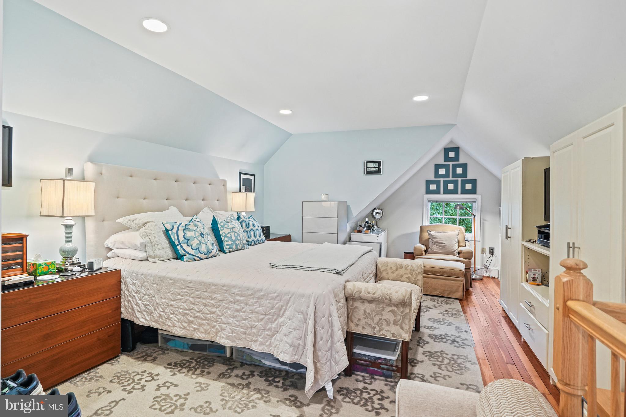 3740 Oliver Street Northwest Washington, DC 20015 - Photo 15 of 40 Primary suite with great privacy