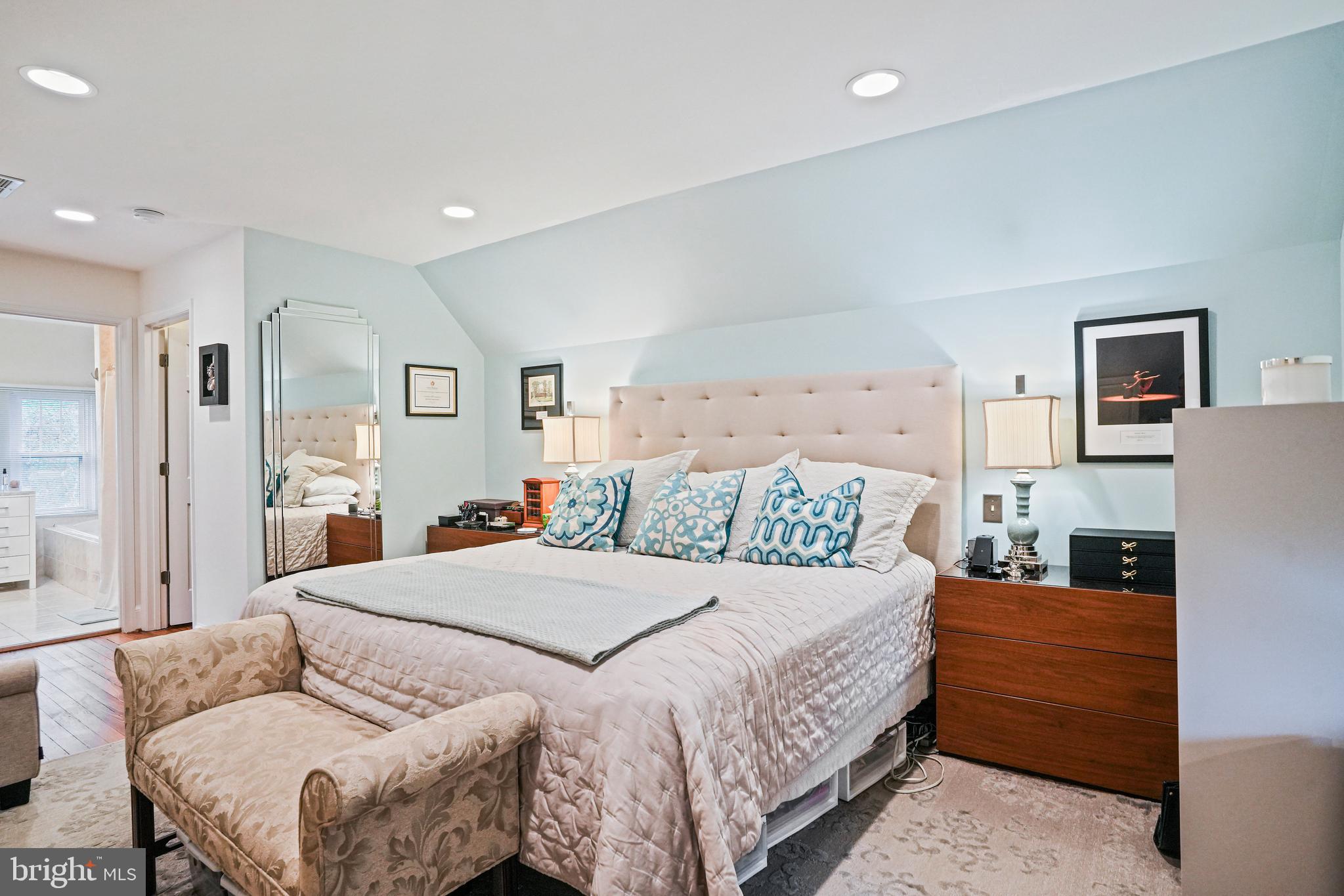 3740 Oliver Street Northwest Washington, DC 20015 - Photo 16 of 40 Primary suite view 2