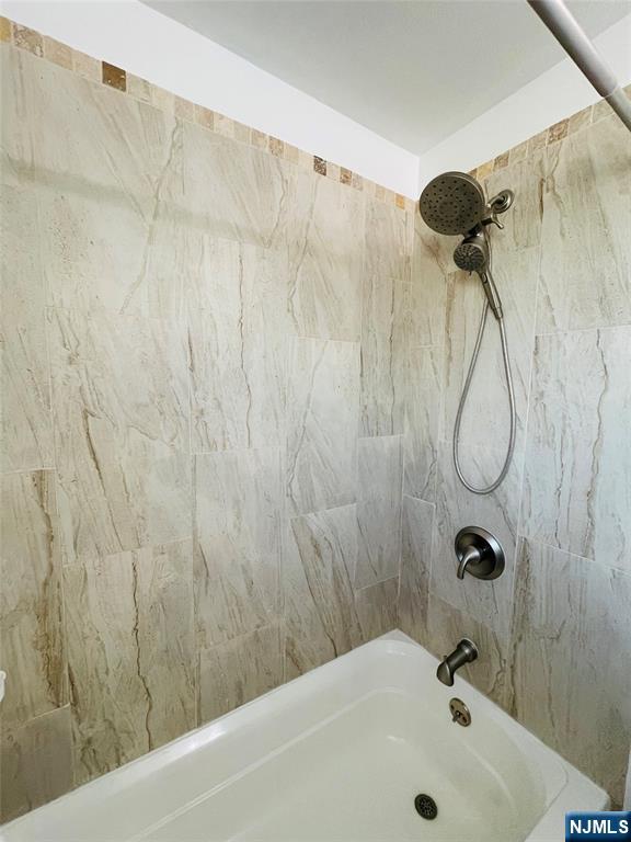 624 Devon Street, Unit 2 Kearny, NJ 07032 - Photo 6 of 11