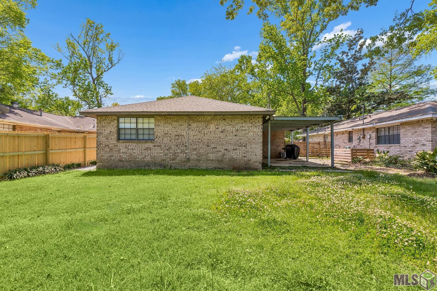 8451 Marcel Avenue Baton Rouge, LA 70809 - Photo 3 of 17