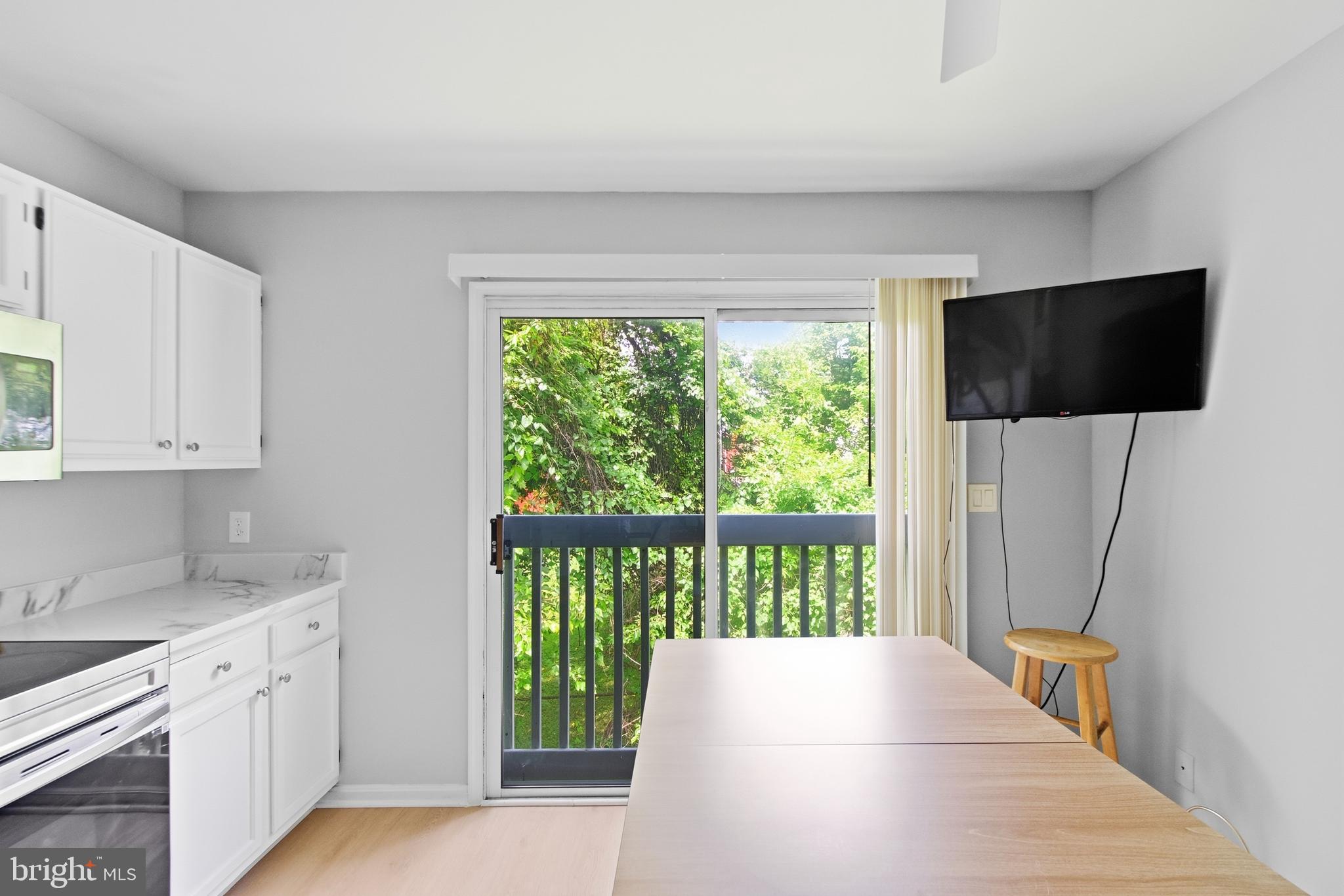 5121 South Barnaby Road Temple Hills, MD 20748 - Photo 5 of 35 table space w//room to add a deck