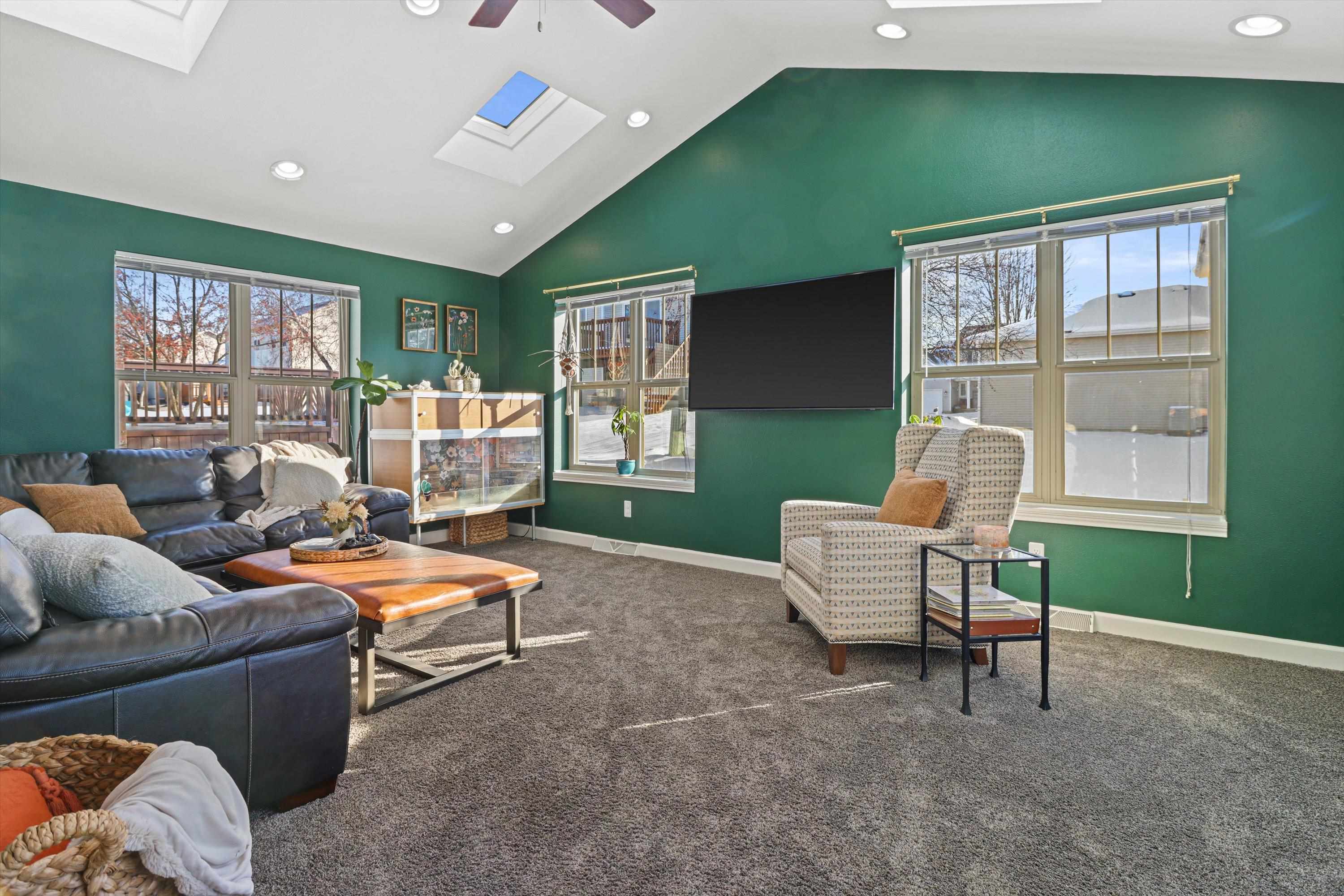 6915 Dominion Drive Madison, WI 53718 - Photo 11 of 36