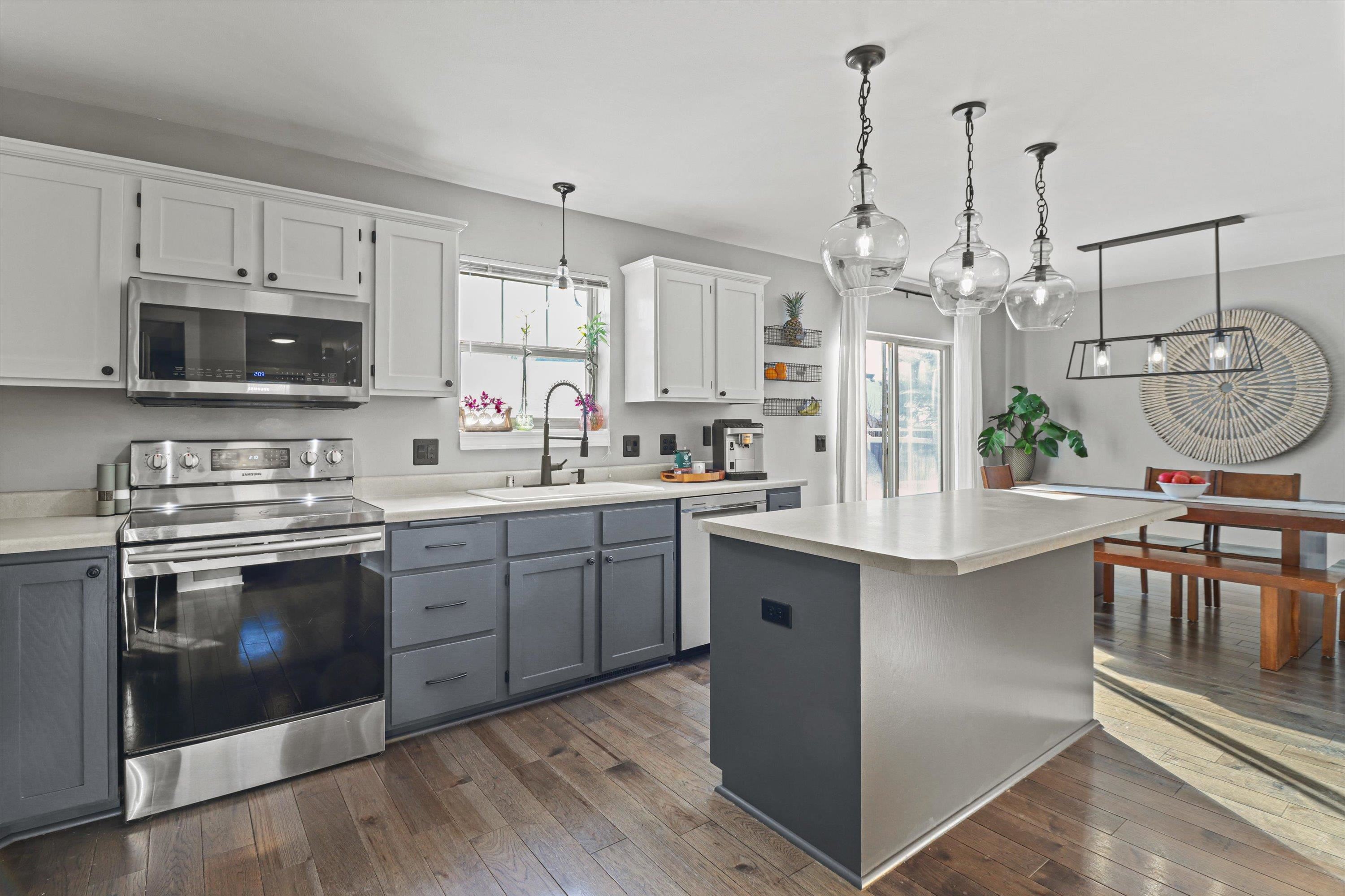 6915 Dominion Drive Madison, WI 53718 - Photo 5 of 36