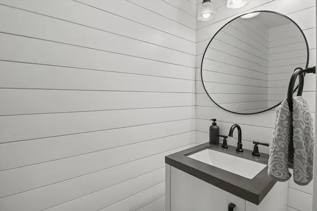 $450,000 | 6915 Dominion Drive, Madison, WI 53718