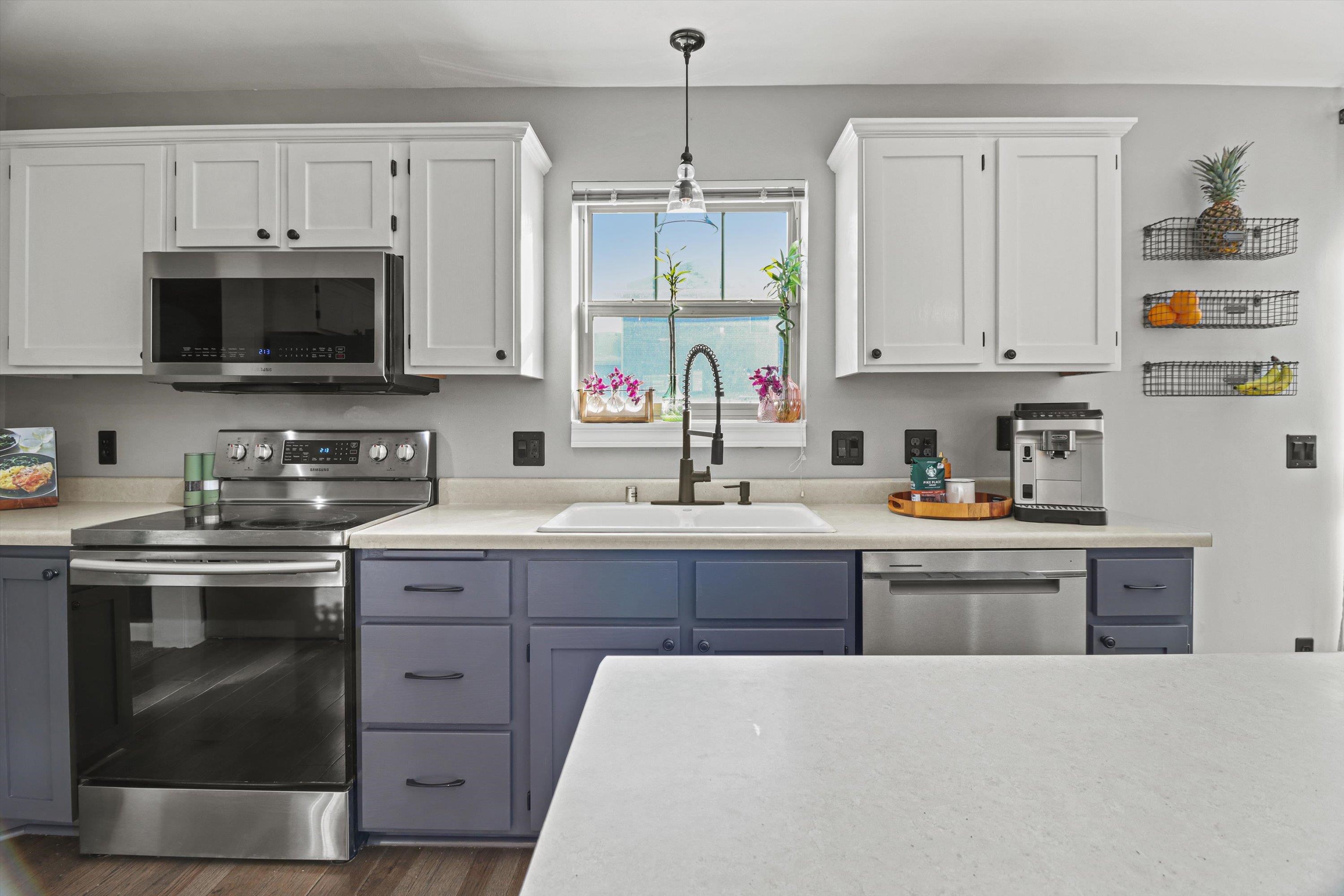 6915 Dominion Drive Madison, WI 53718 - Photo 7 of 36