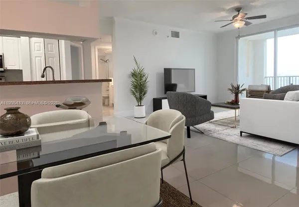 $3,995 | 17100 North Bay Road, Unit 1604, Sunny Isles Beach, FL 33160