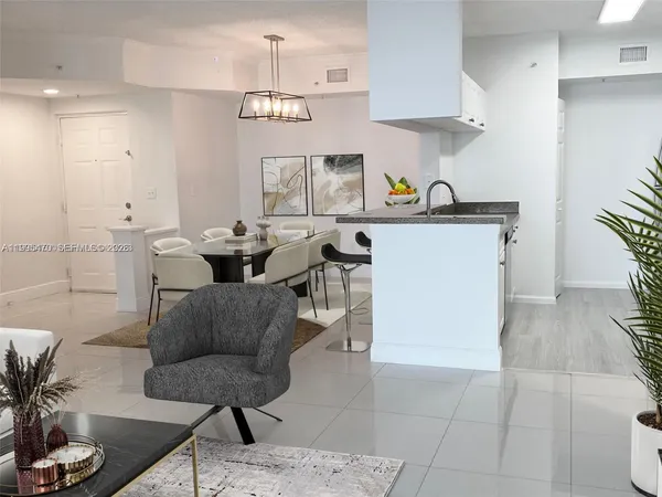 $3,995 | 17100 North Bay Road, Unit 1604, Sunny Isles Beach, FL 33160