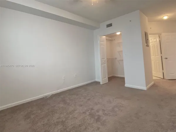 $3,995 | 17100 North Bay Road, Unit 1604, Sunny Isles Beach, FL 33160