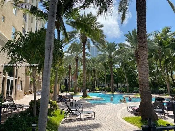 $3,995 | 17100 North Bay Road, Unit 1604, Sunny Isles Beach, FL 33160