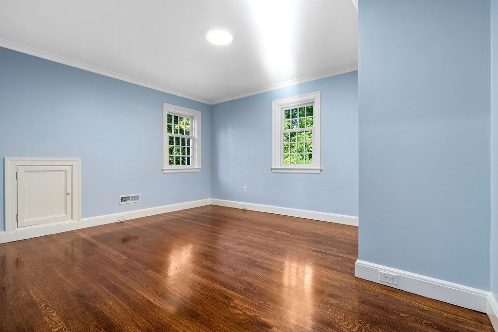 23 Plymouth Road Wellesley, MA 02481 - Photo 27 of 39 Gallery Image 27