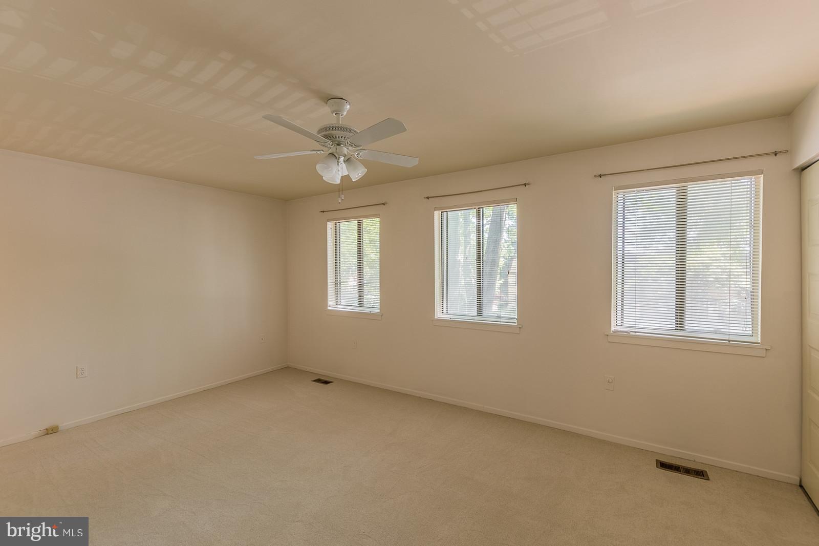 2922 Jermantown Road, Unit 17 Oakton, VA 22124 - Photo 21 of 26 Bedroom (Master)