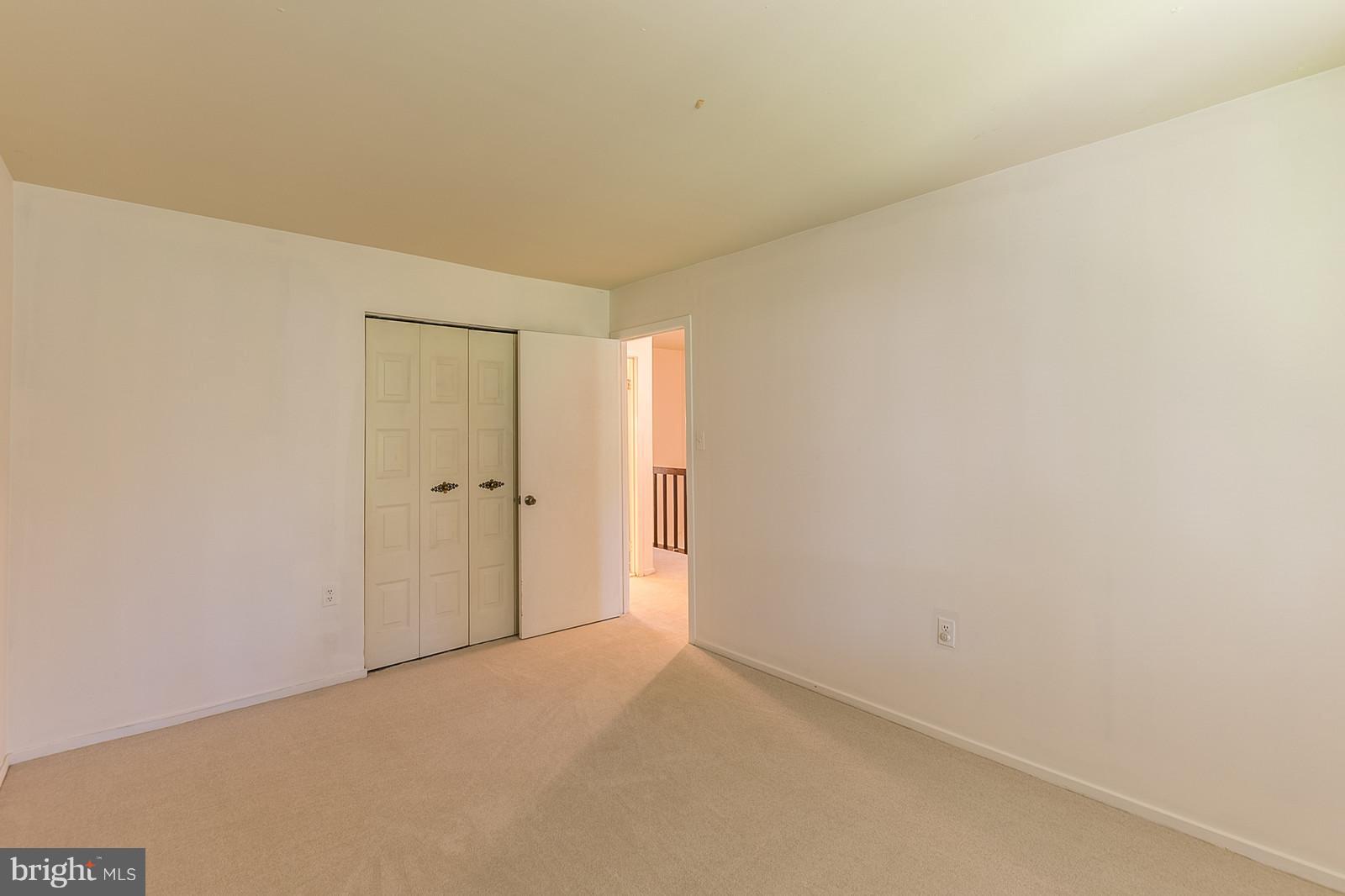 2922 Jermantown Road, Unit 17 Oakton, VA 22124 - Photo 5 of 26 Bedroom