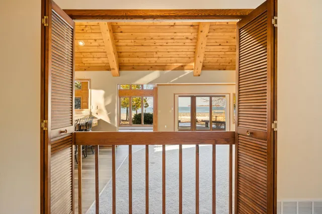 $1,400,000 | 8324 Woodlane Road, Sturgeon Bay, WI 54235