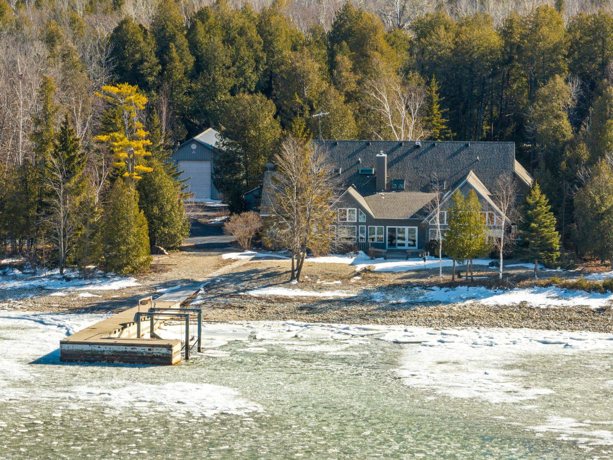 8324 Woodlane Road Sturgeon Bay, WI 54235 - Photo 2 of 55