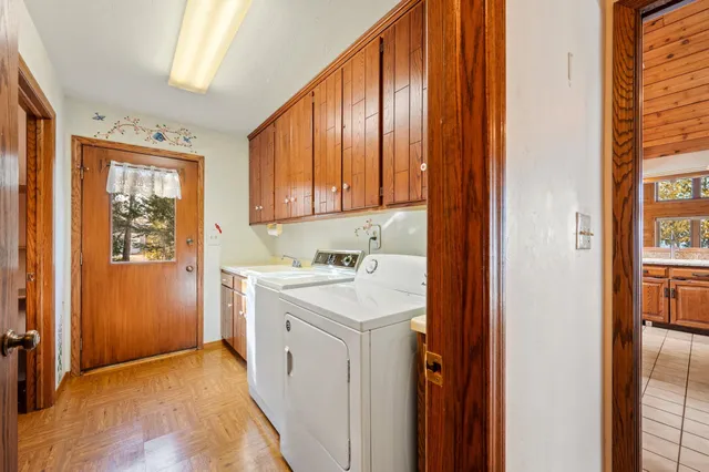 $1,400,000 | 8324 Woodlane Road, Sturgeon Bay, WI 54235