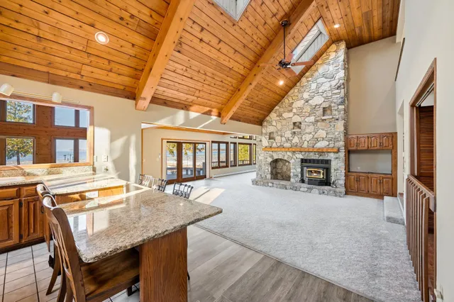 $1,400,000 | 8324 Woodlane Road, Sturgeon Bay, WI 54235