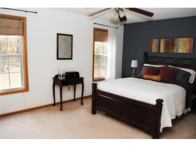 211 Barry Road Southwest Reynoldsburg, OH 43068 - Photo 12 of 21 Gallery Image 12