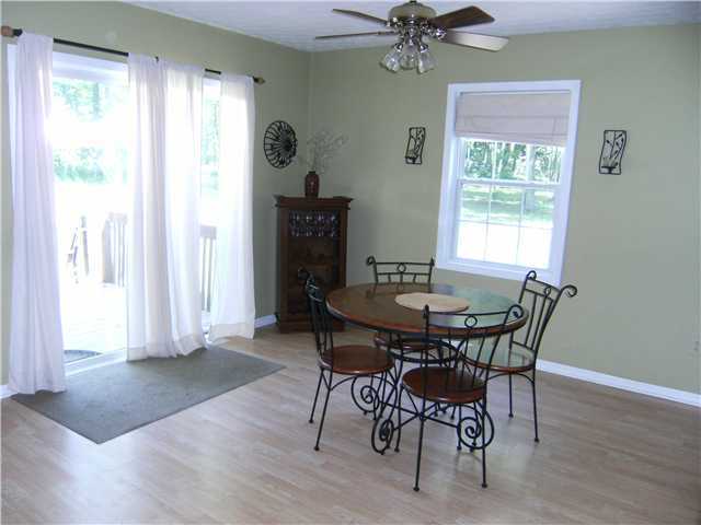 211 Barry Road Southwest Reynoldsburg, OH 43068 - Photo 9 of 21 Gallery Image 9