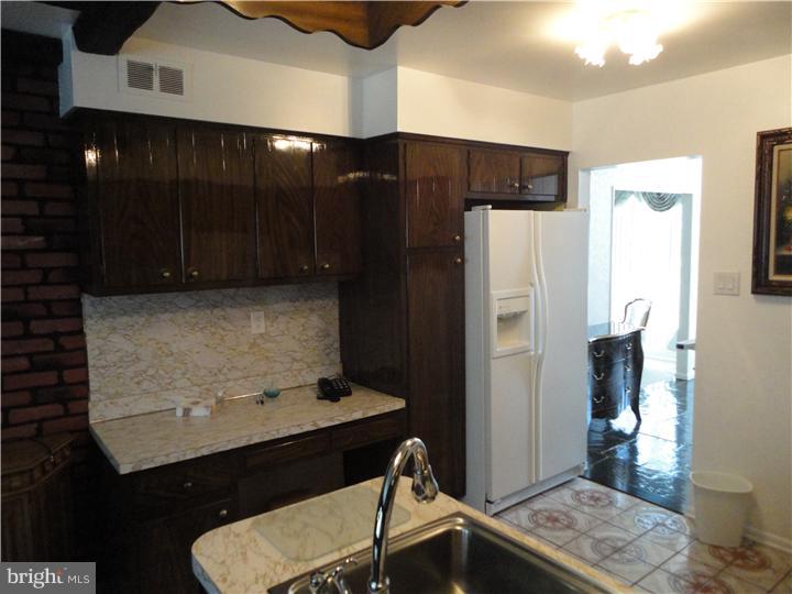 781 Broadmoor Road Huntingdon Valley, PA 19006 - Photo 9 of 14 Gallery Image 9