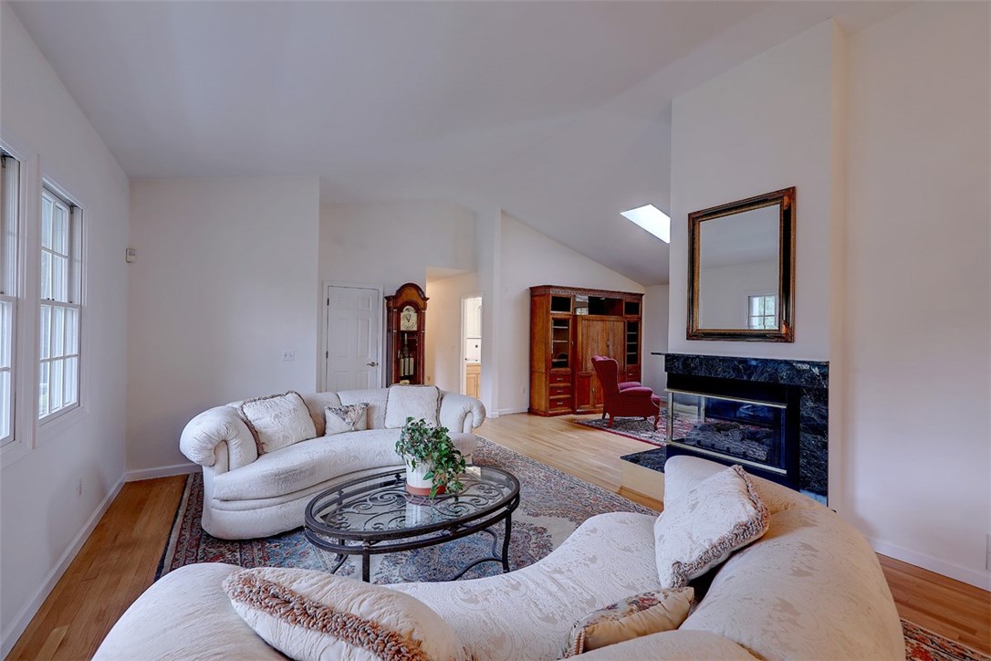 15 Scott Farm Road North Smithfield, RI 02896 - Photo 12 of 27 Gallery Image 12