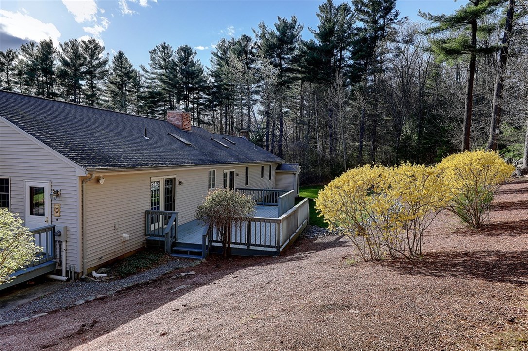 15 Scott Farm Road North Smithfield, RI 02896 - Photo 6 of 27 Gallery Image 6