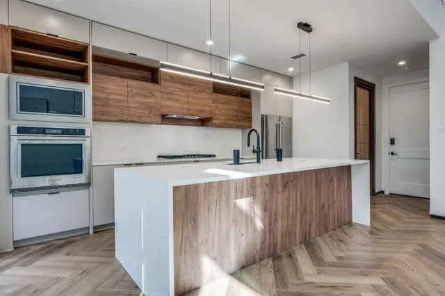 $3,995 | 3079 Tall Oaks Court, Corinth, TX 76210