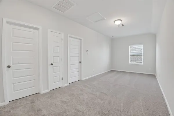 an empty room with a empty space