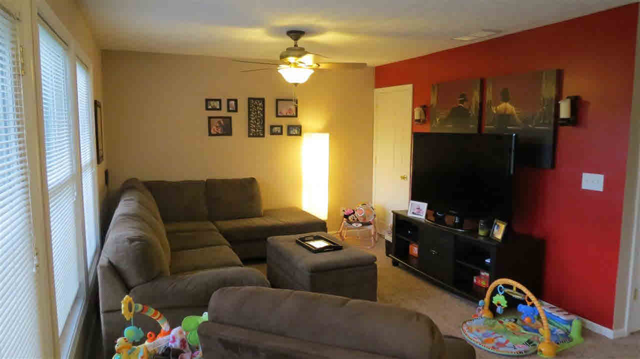1702 Riley Road New Castle, IN 47362 - Photo 3 of 10 Gallery Image 3