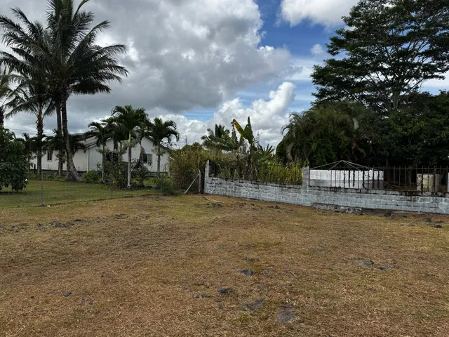 a view of a golf course