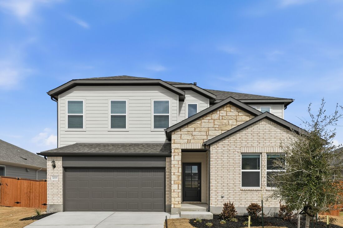 1009 Vanderscile Road ~ Ready Now