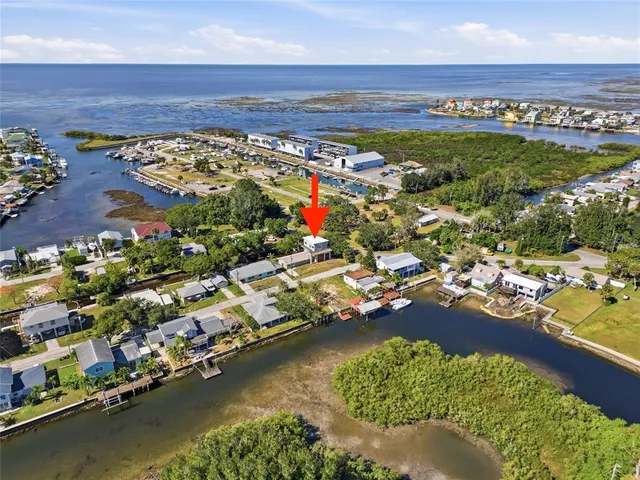 a picture of a field